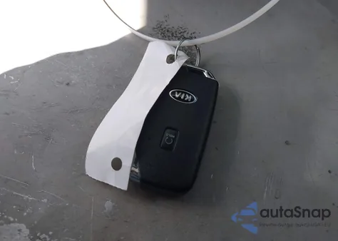 2021 Kia K5 Gt-Line z USA, uszkodzony, nr VIN 5XXG64J20MG068761